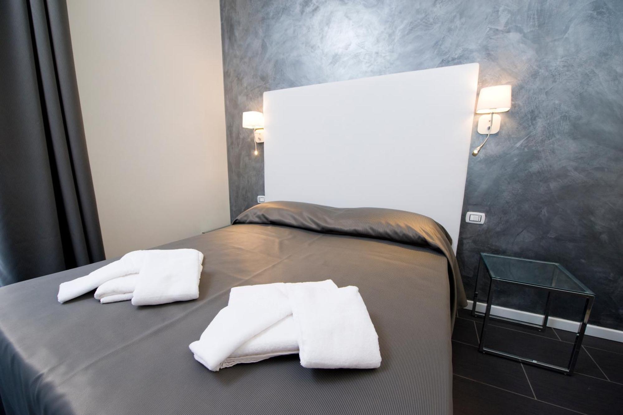 Grey&White Hotel Rome Ruang foto